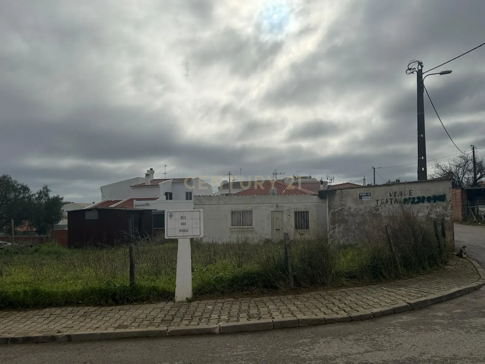 Algarve, Lagos, Luz, Almádena, Lote 420 m2 para construção de moradia - Image 1